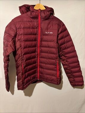 Columbia Burgundy Hooded Quilted down Puffer Jacket
